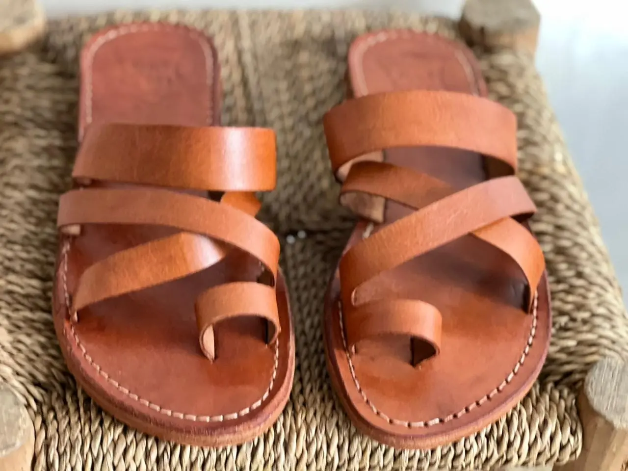 Women’s Brown Toe Loop Cross Strap Sandals